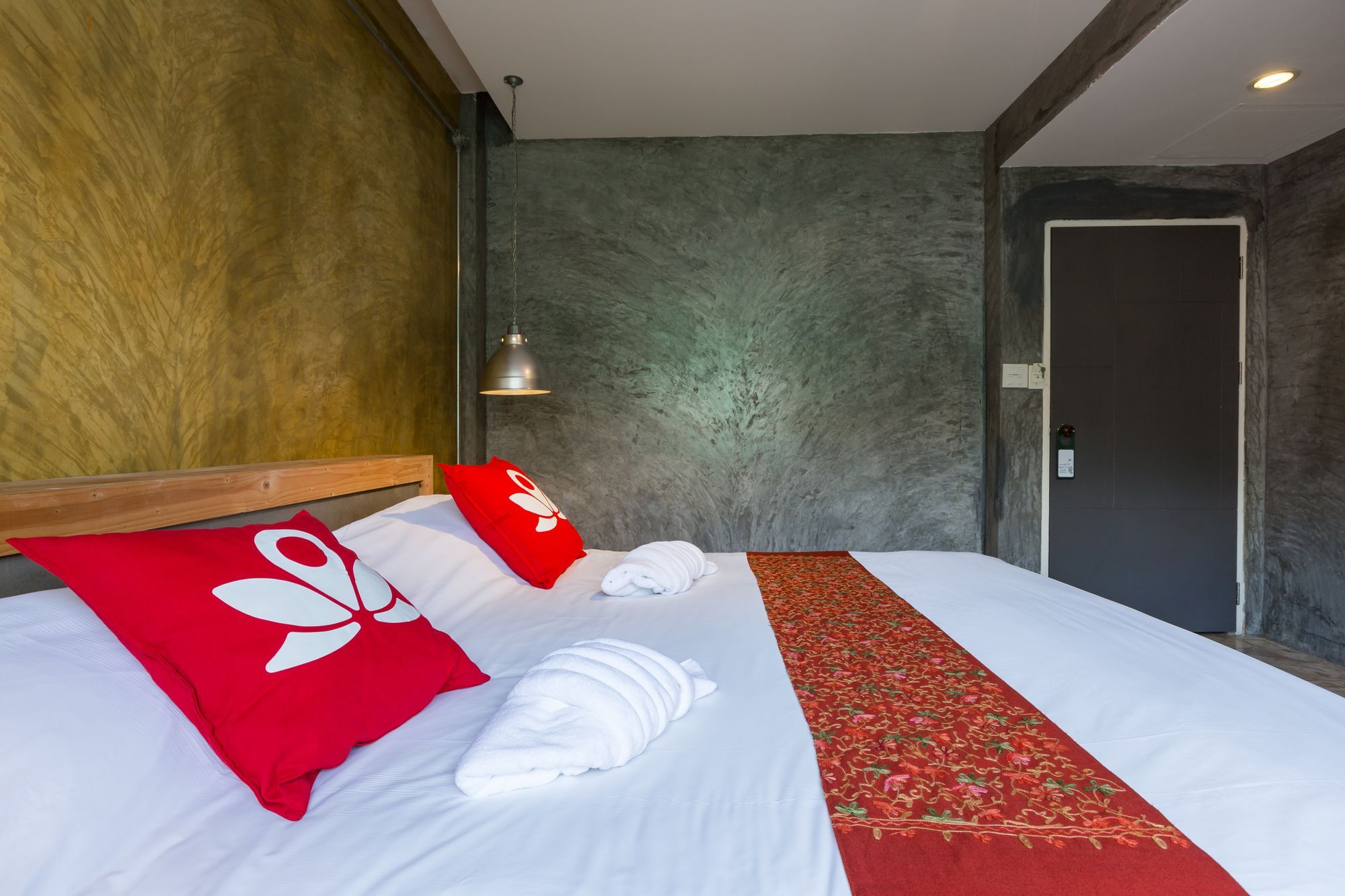 Zen Rooms Roundabout Karon Beach Phuket Εξωτερικό φωτογραφία